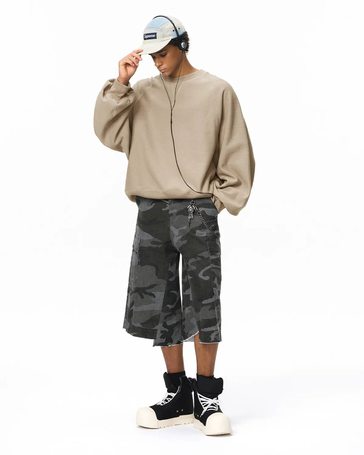 Batwing Sleeve Fleece Crewneck Sweatshirt | Inflation Streetwear