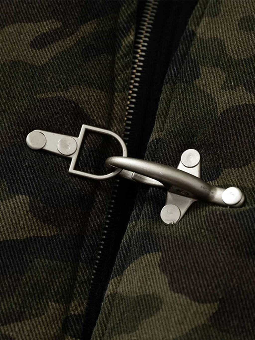 Retro Camouflage Faux Layered Metal Buckle Padded Jacket