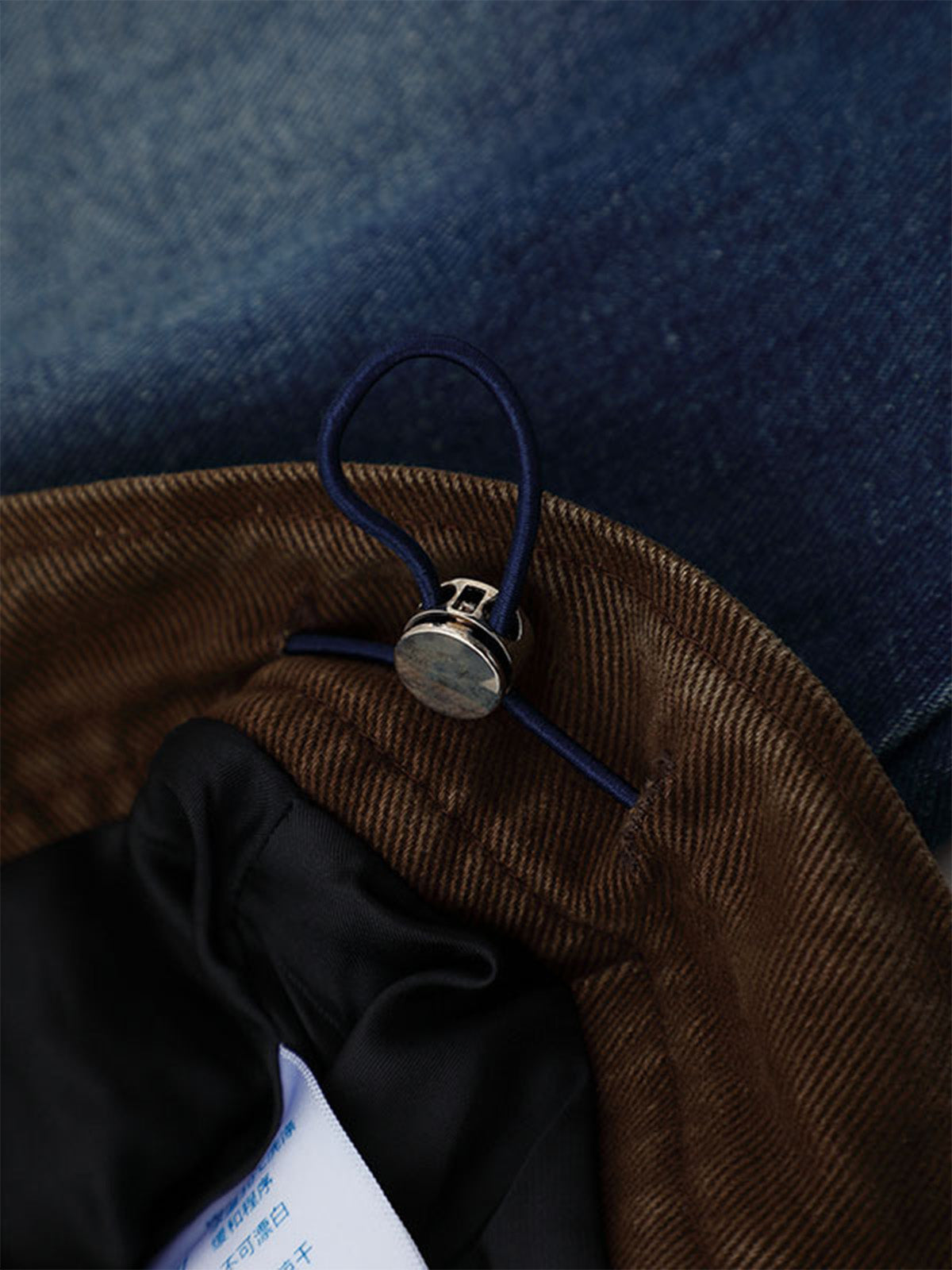 Retro Badge Embroidered Cropped Denim Jacket